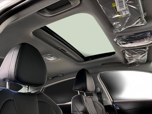 New 2026 Hyundai Elantra Limited FWD image 13