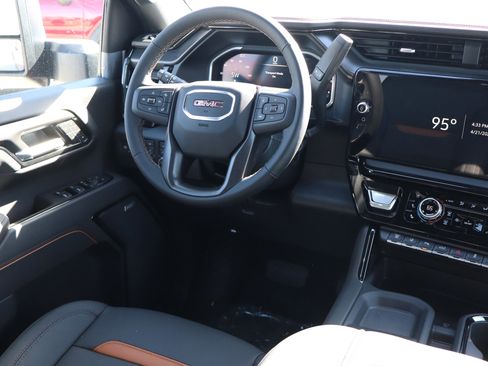 New 2026 GMC Sierra 2500 AT4 w/ AT4 Premium Plus Package AWD/4WD image 9