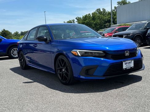 Certified 2024 Honda Civic Sport image 3