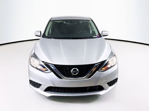 Used 2019 Nissan Sentra S image 3