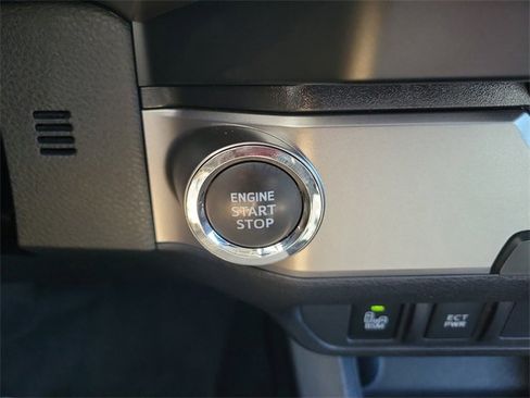 Used 2023 Toyota Tacoma 2WD Double Cab image 27
