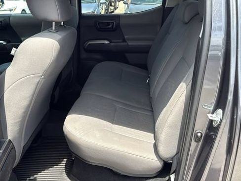 Used 2023 Toyota Tacoma SR5 RWD image 15