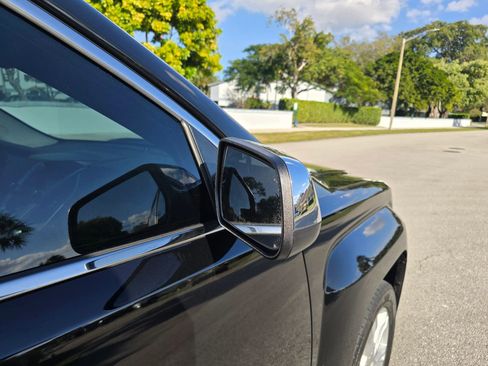 Used 2017 GMC Terrain SLT image 13