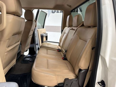 Used 2016 Ford F250 Lariat w/ Lariat Ultimate Package AWD/4WD image 34