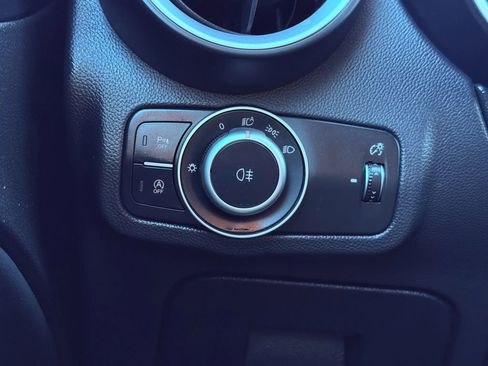 Used 2018 Alfa Romeo Stelvio AWD w/ Convenience Package image 16