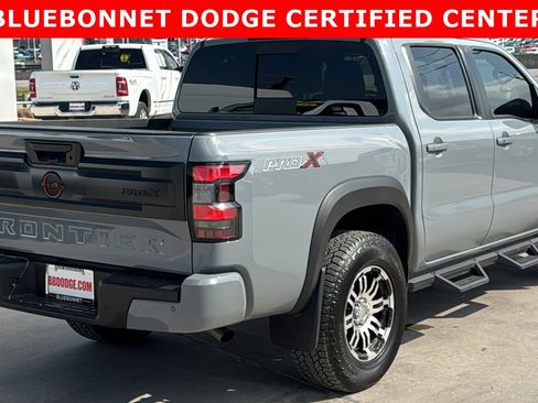 Used 2025 Nissan Frontier Pro-X image 5
