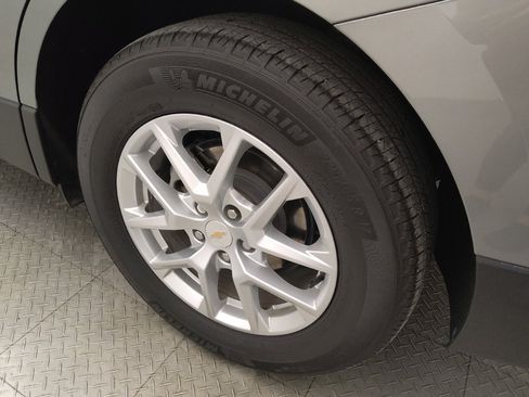 Used 2024 Chevrolet Equinox LT image 31