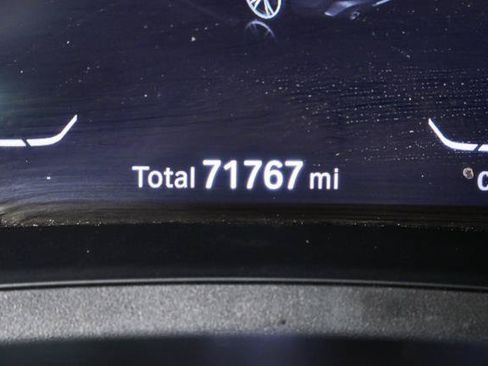 Used 2021 BMW 330i Sedan w/ M Sport Package RWD image 12