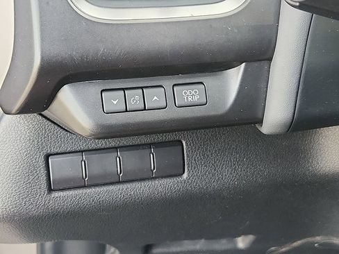 Used 2020 Lexus UX 250h w/ Premium Package image 24