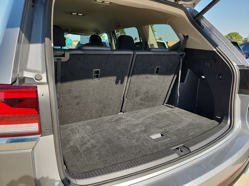 Certified 2026 Volkswagen Atlas SE FWD image 10