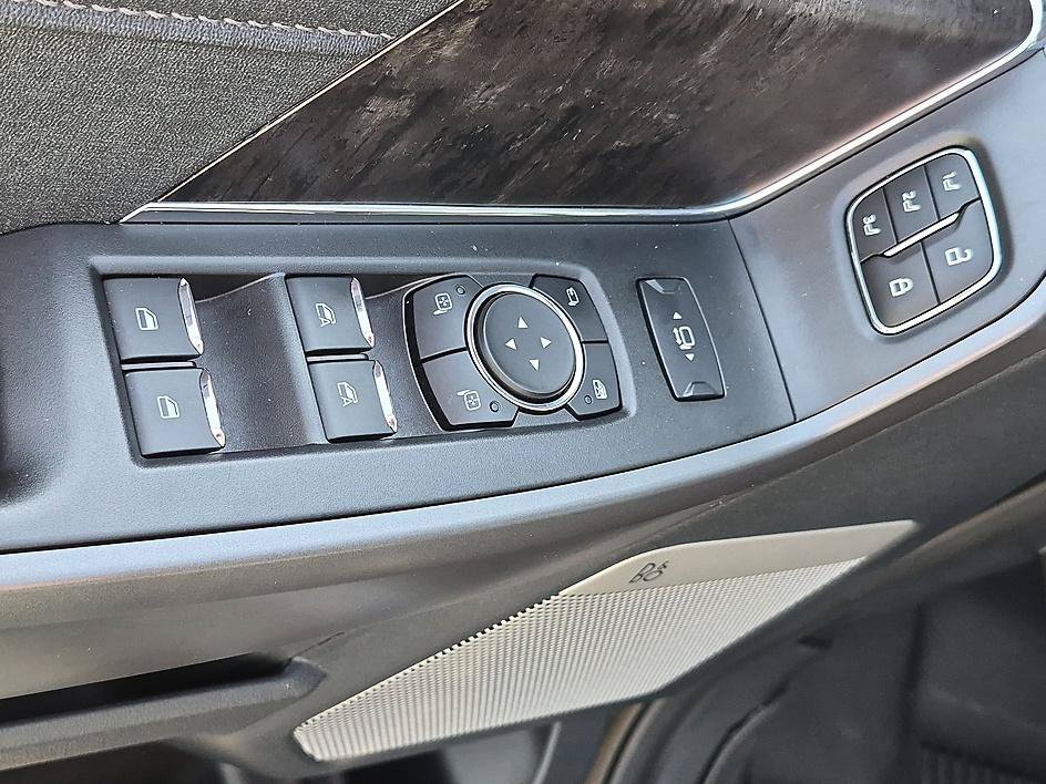 Used 2024 Ford F250 Lariat AWD/4WD image 13