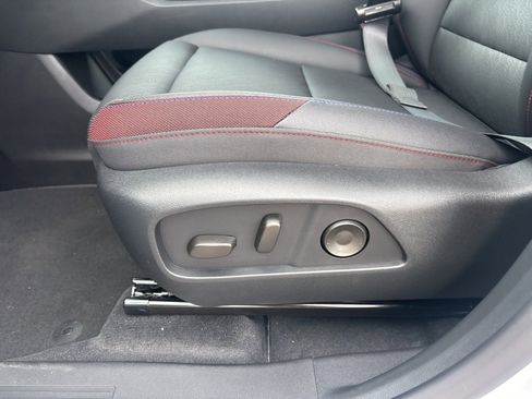 New 2026 Chevrolet Equinox RS image 19