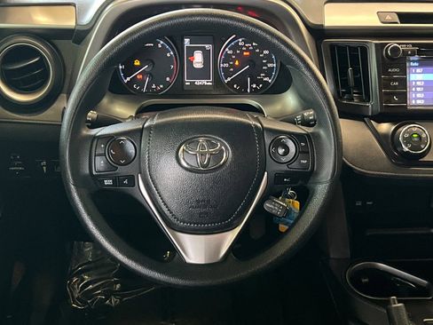 Used 2018 Toyota RAV4 LE w/ All Weather Liner Package FWD image 13