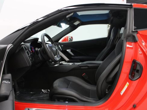 Used 2016 Chevrolet Corvette 1LT w/ Battery Protection Package image 13