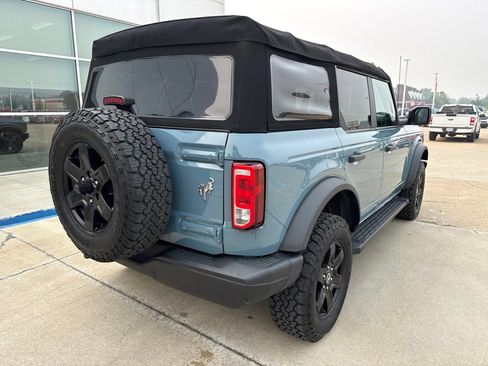 Used 2022 Ford Bronco Black Diamond AWD/4WD image 5