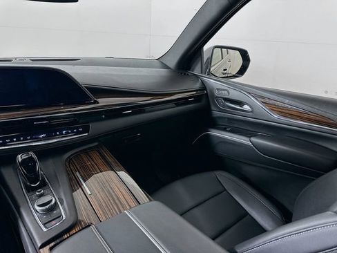 Used 2024 Cadillac Escalade ESV Luxury w/ LPO, Floor Liner Package image 24