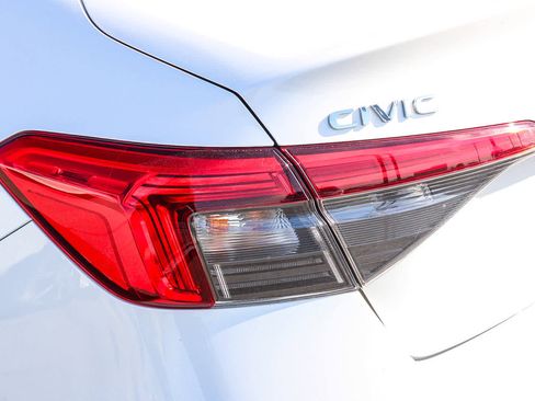 Certified 2022 Honda Civic Sport image 7