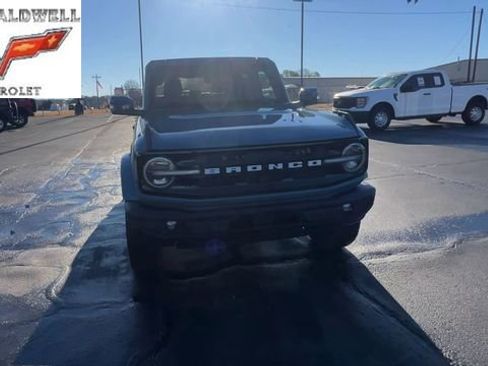 Used 2022 Ford Bronco Outer Banks image 3