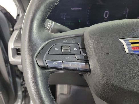 Used 2025 Cadillac XT4 Premium Luxury FWD image 21