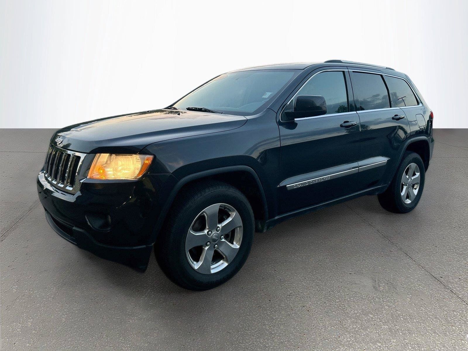 Used 2013 Jeep Grand Cherokee Laredo AWD/4WD image 8