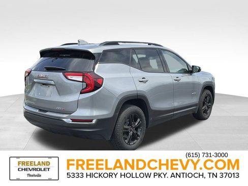 Used 2023 GMC Terrain AT4 AWD/4WD image 3