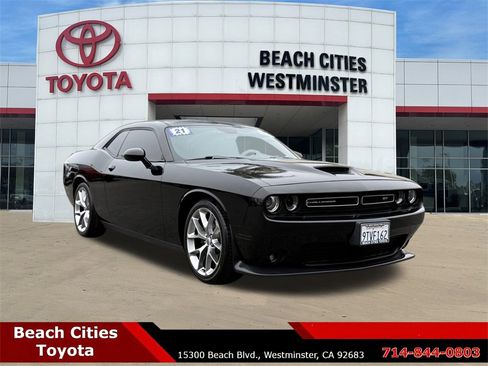 Used 2021 Dodge Challenger GT image 1