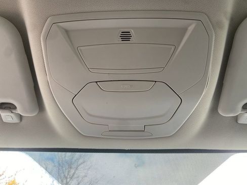 Used 2017 Ford C-MAX SE image 23