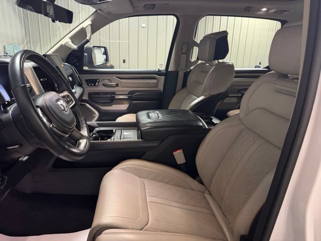 Used 2025 RAM 1500 Tungsten AWD/4WD image 17