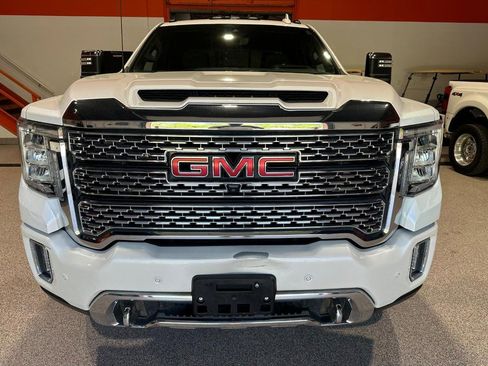Used 2020 GMC Sierra 3500 Denali w/ Denali Ultimate Package AWD/4WD image 8