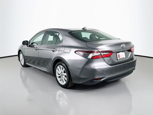 Certified 2021 Toyota Camry LE image 5