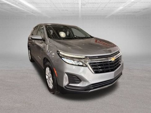 Used 2024 Chevrolet Equinox LT FWD image 3