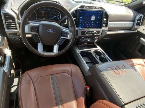 Used 2022 Ford F250 King Ranch w/ Chrome Package AWD/4WD image 15