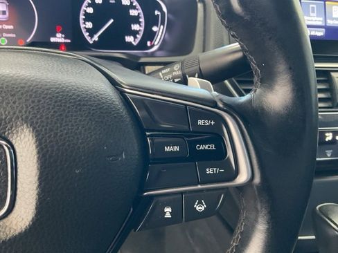 Used 2019 Honda Accord Sport image 10