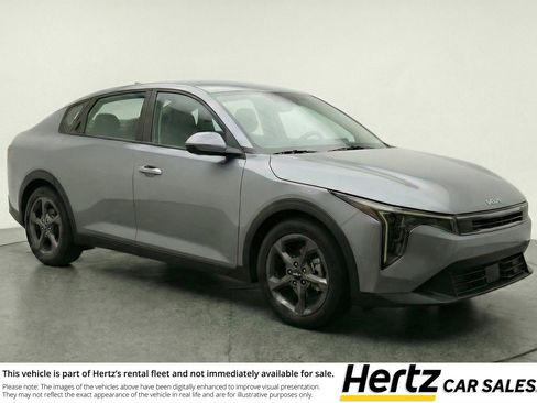 Used 2025 Kia K4 FWD image 1