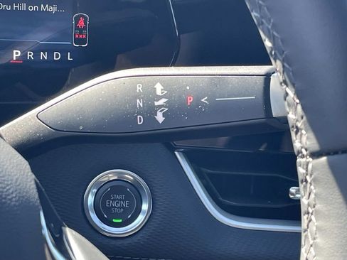 New 2026 Chevrolet Equinox LT w/ Convenience Package II image 26