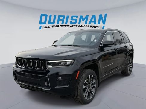 New 2025 Jeep Grand Cherokee Overland w/ Luxury Tech Group IV AWD/4WD image 2