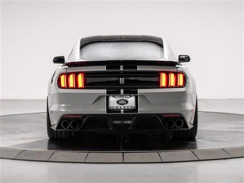 Used 2017 Ford Mustang Shelby GT350 image 4