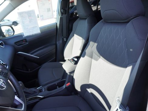Used 2024 Toyota Corolla Cross LE FWD image 22