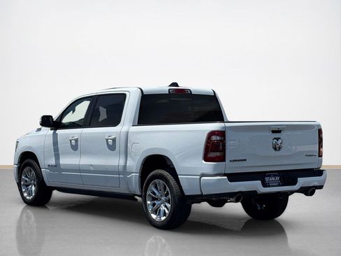 Used 2023 RAM 1500 Laramie AWD/4WD image 5