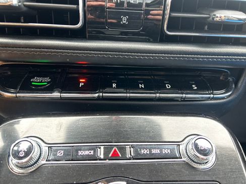 Certified 2023 Lincoln Nautilus Reserve w/ Monochromatic Package image 26