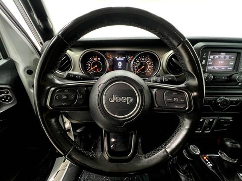 Used 2020 Jeep Wrangler Sport AWD/4WD image 21