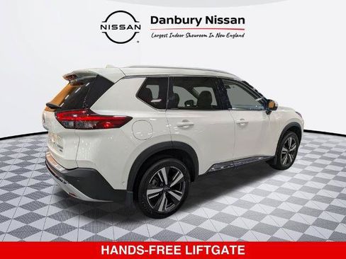 Certified 2023 Nissan Rogue Platinum w/ Platinum Premium Package AWD/4WD image 4