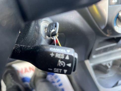 Used 2005 Toyota RAV4 4WD image 31