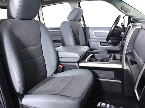 Used 2017 RAM 3500 Big Horn image 43