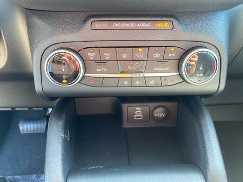 New 2026 Ford Escape Active w/ Cold Weather Package AWD/4WD image 12