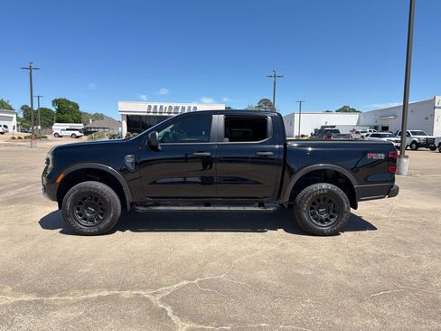 Used 2024 Ford Ranger XLT image 2