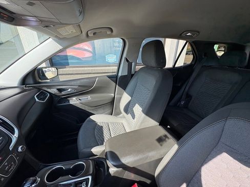 Used 2021 Chevrolet Equinox LT AWD/4WD image 15