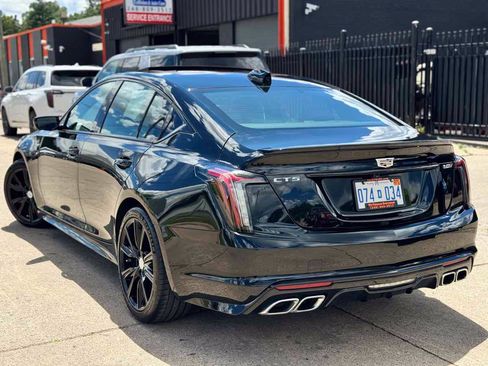 Used 2025 Cadillac CT5 V w/ Technology Package RWD image 7