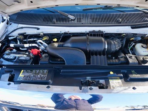 Used 2010 Ford E-350 and Econoline 350 Super Duty image 21