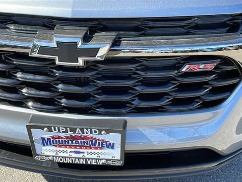 New 2026 Chevrolet Trax RS w/ Sunroof Package image 9